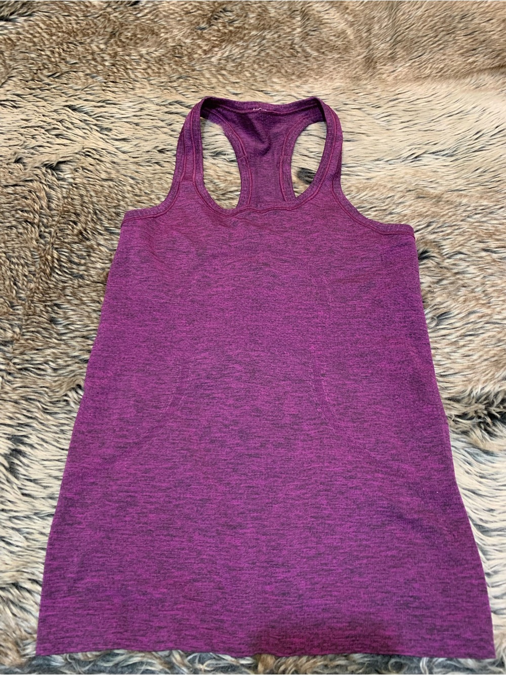 Lululemon Swiftly Tech Racerback
Black / Chilled Grape Size 2